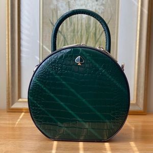 Kate spade Andie embossed Canteen with card case